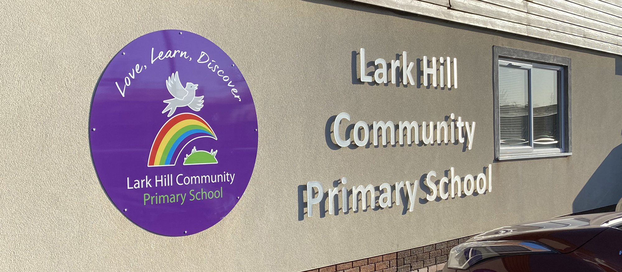 lark hill primary school signage
